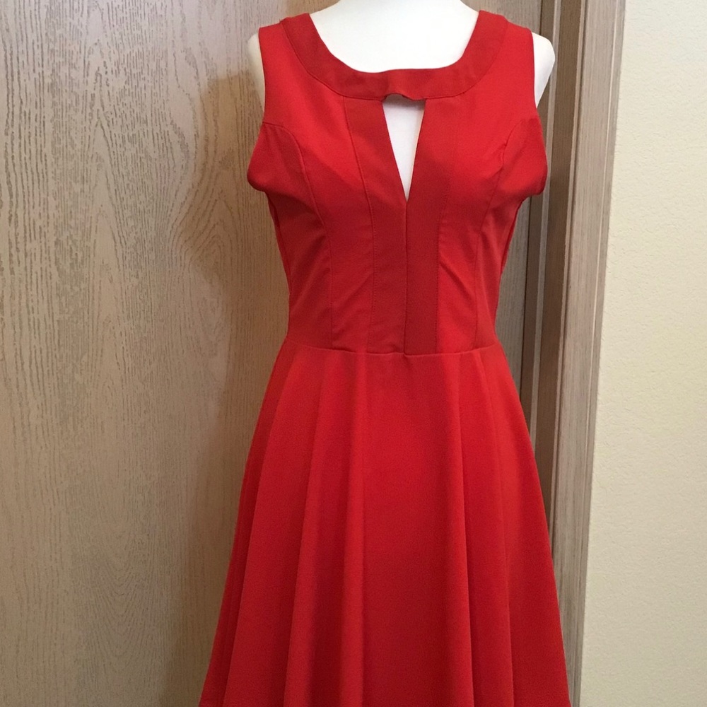 Lucy Love Red Dress | Size Large | EUC